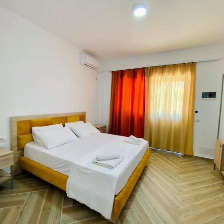 Bunec Seascape Villa Piqeras 외부 사진